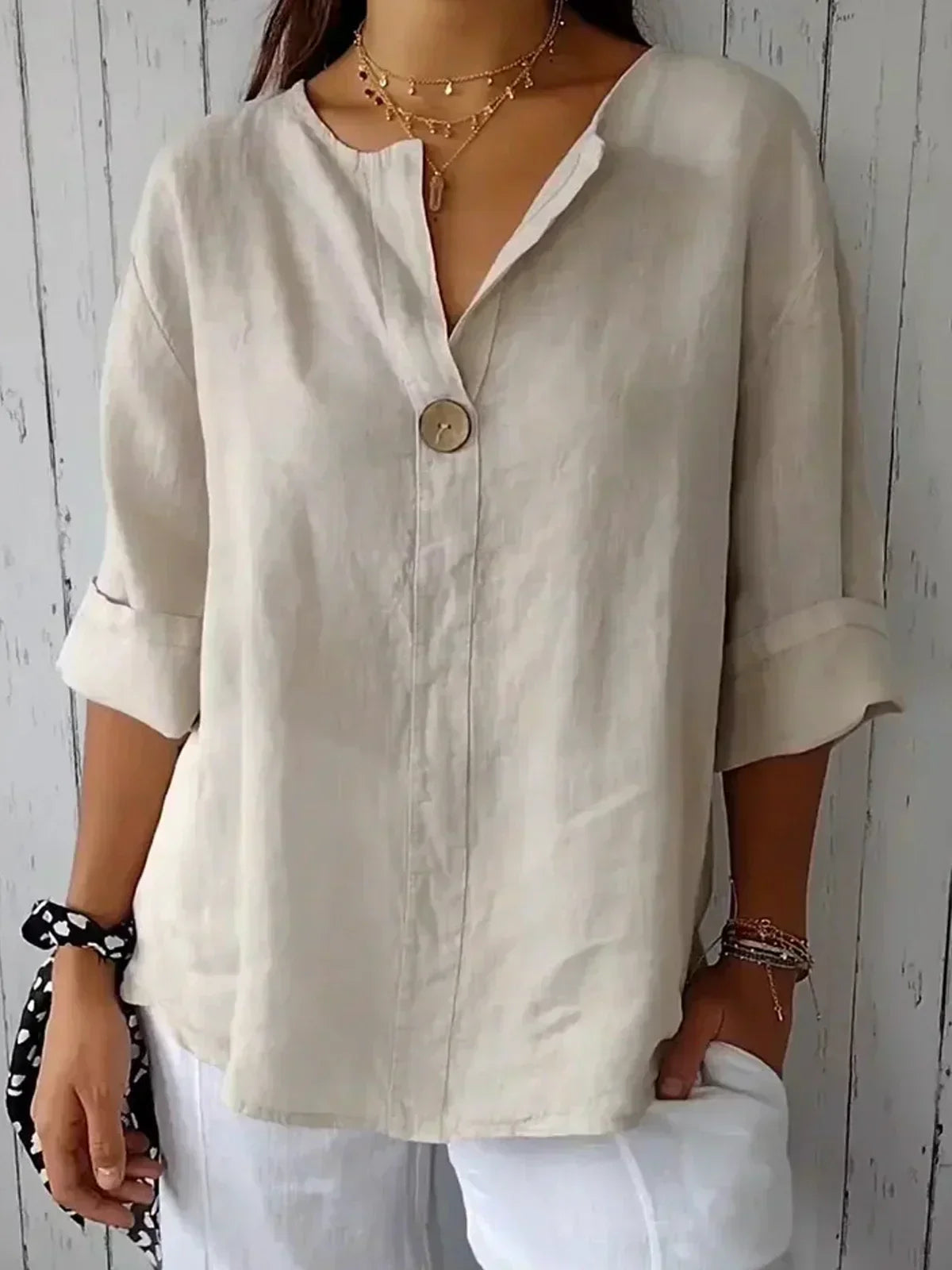 Isolde | Bluse med V-hals