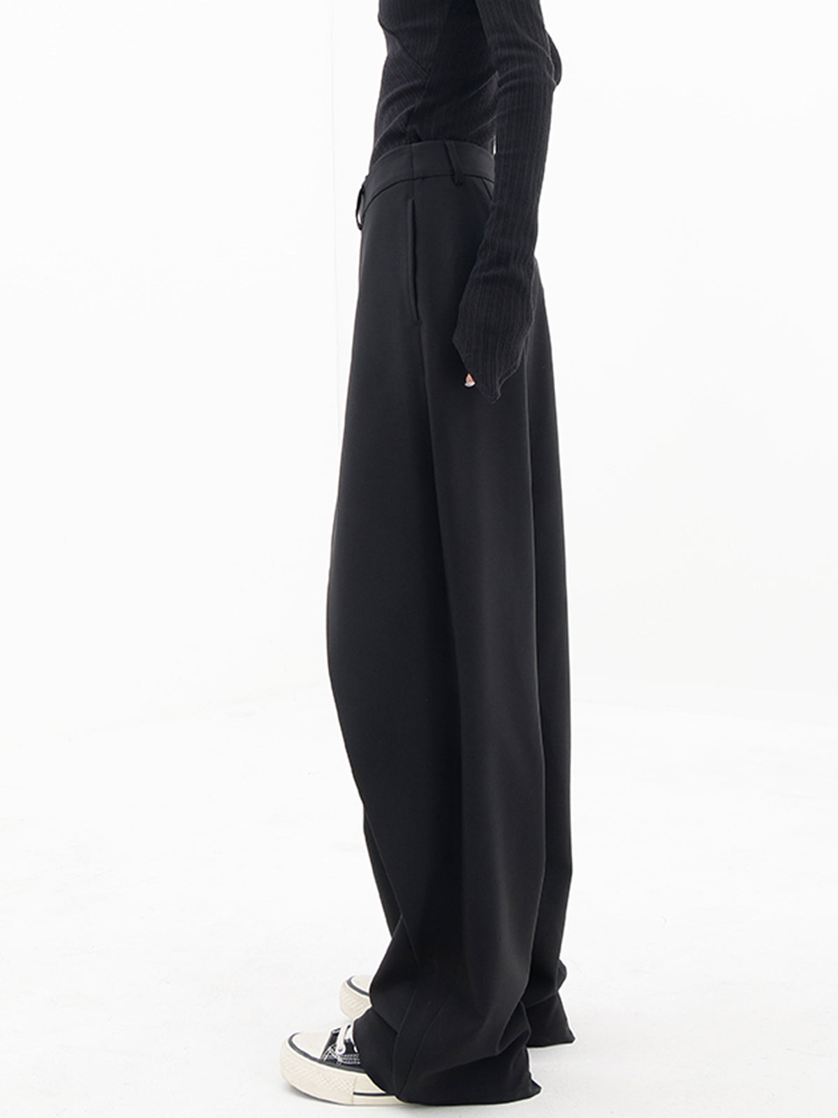 Luxzio | Asymmetrische baggy broek