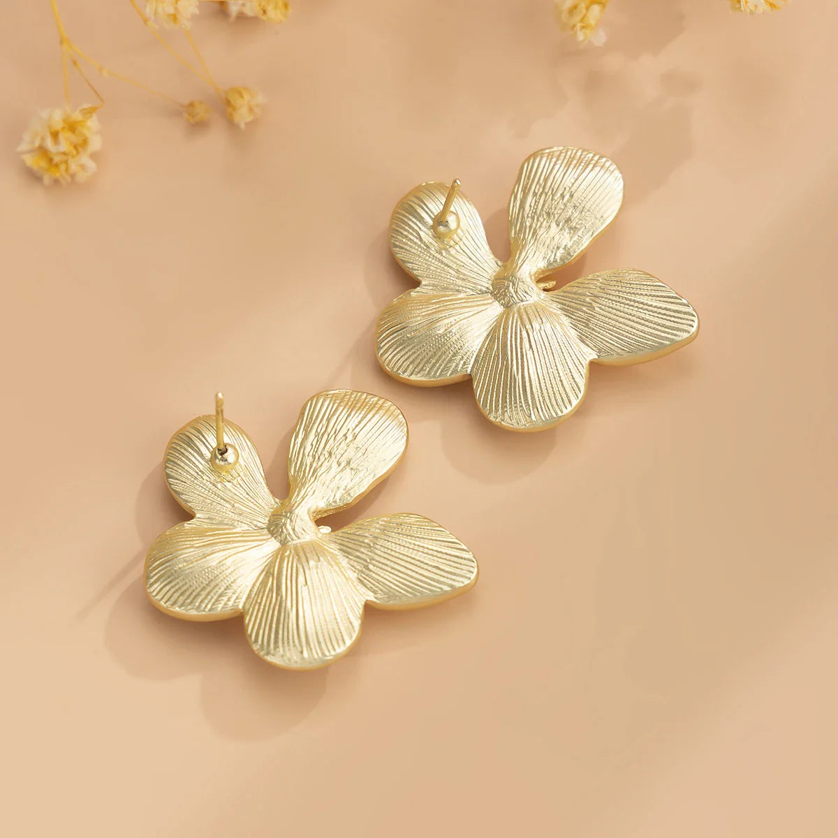 Venusia | Flower Stud Earrings