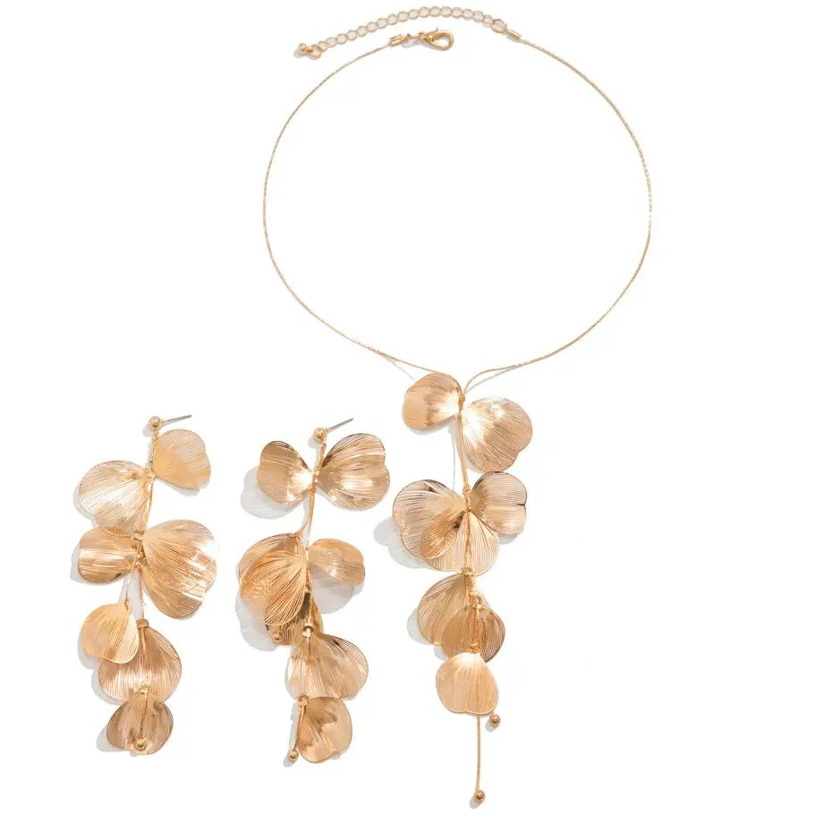 Venusia | Leaf pendant earrings necklace set