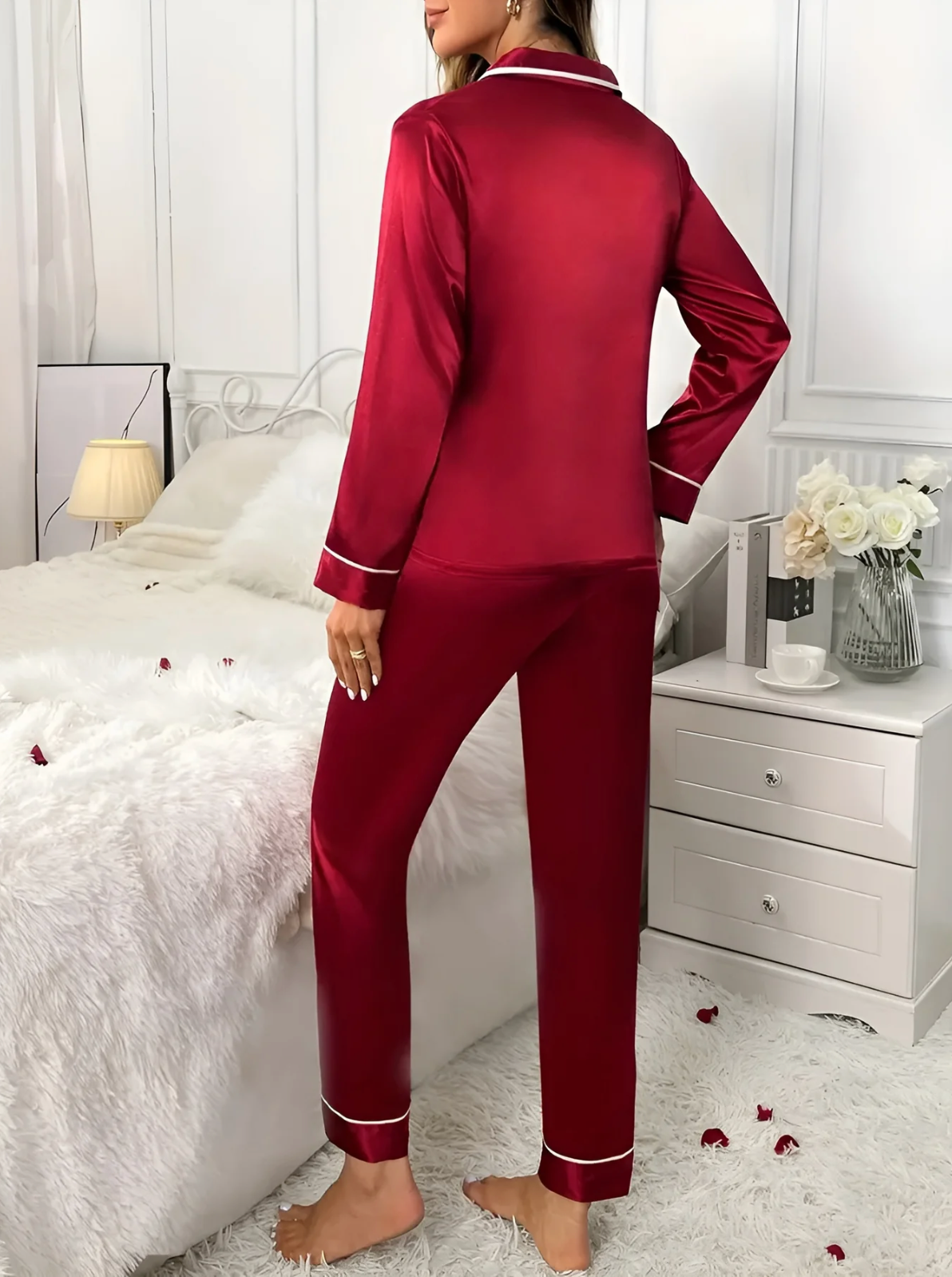 Rent | Elegance satin pyjamassæt